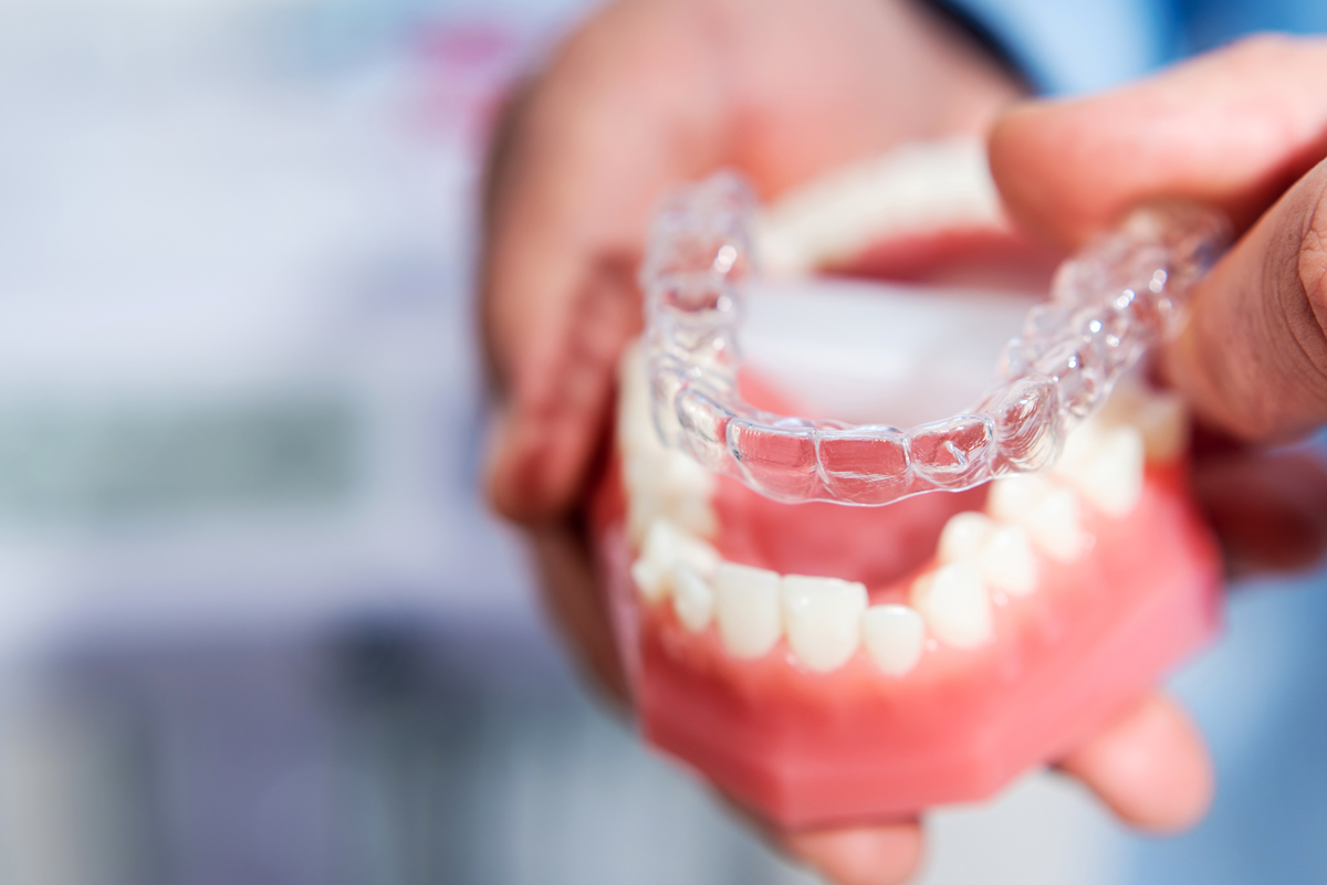 Invisalign Improves Your Lifestyle During Orthodontic Treatment